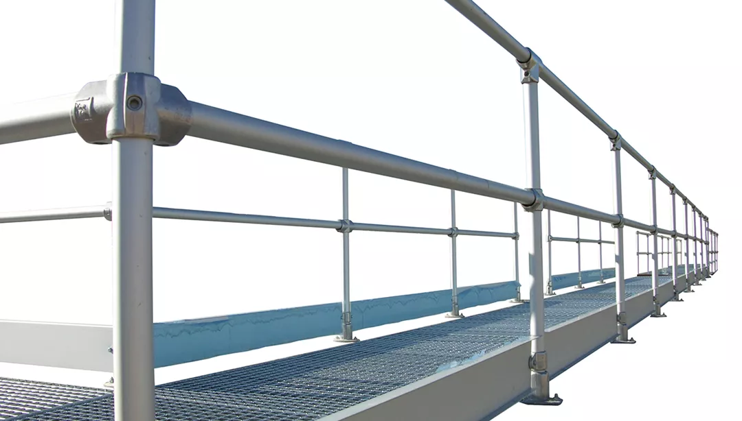 Horizontal Metal Railing for Deck - Great Lakes Metal Fabrication
